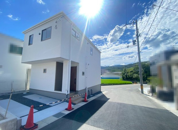 【価格改定】長岡京市奥海印寺太鼓山の前面道路含む現地写真|令和7年6月下旬完成の新築戸建てです！