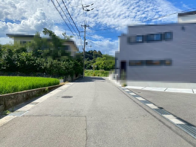 【価格改定】長岡京市奥海印寺太鼓山の前面道路含む現地写真|のどかな住環境です。