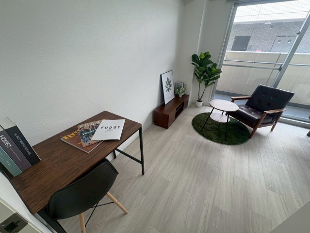 SERENiTE日本橋SUDの居間・リビング