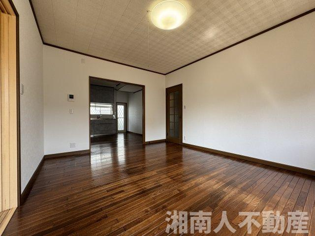 寒川町一之宮２丁目２３０３番戸建ての洋室|スタンダードな洋室です