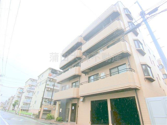 グランバリュー羽田の外観