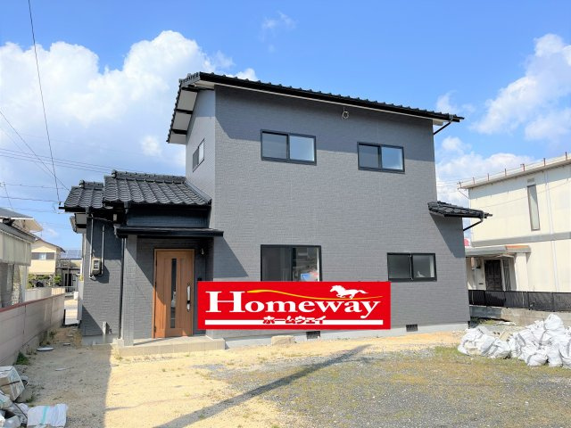 【外観】 | 仲介手数料無料！厚南小学校に通えるリフォーム済み中古住宅　宇部市厚南北１丁目 | かわいいお家になって誕生しました