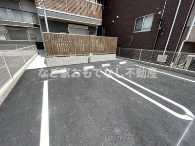 【駐車場】 | アドニール