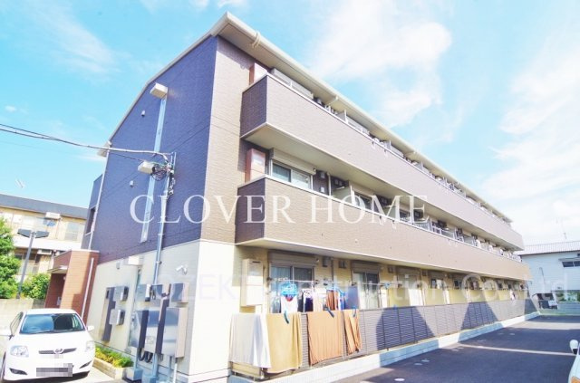 BE AMBITIOUSの外観