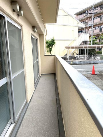 北浦マンション　１階事務所のバルコニー