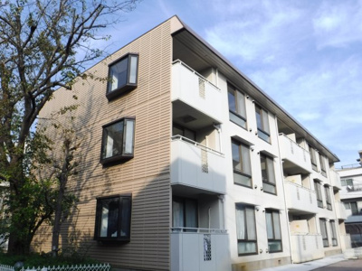 【外観】 | ビラ・ジュニペラスA棟 | 居室全面リフォーム(システムキッチン・浴室浴槽・洗面化粧台・TVモニターホン・ウォシュレット)