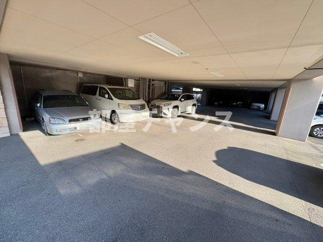 CITY SPIRE 名古屋本陣の駐車場
