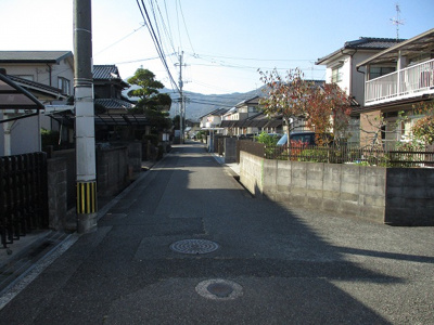 【前面道路含む現地写真】 | 下貫三丁目9番11号（B-25）