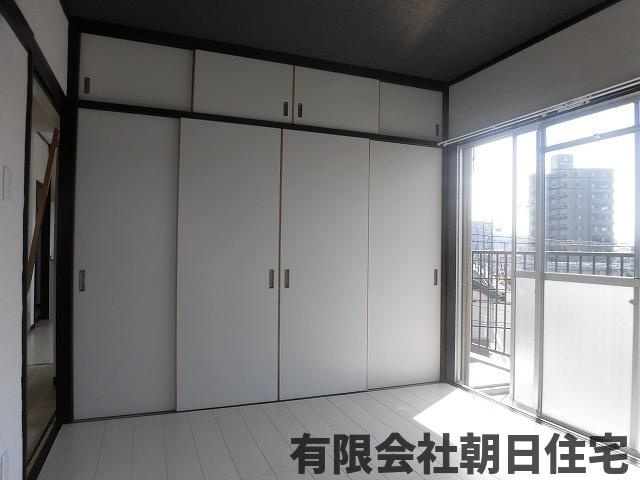 【洋室】 | エバーグリーン大輪 | 使い勝手のいい洋室です