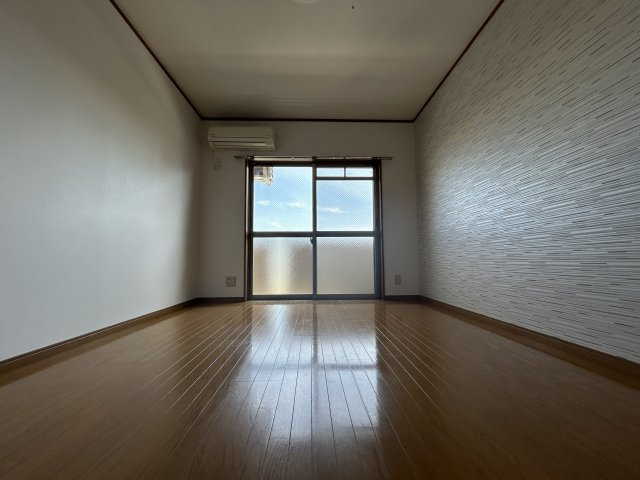 ポコアポコ明石鍛冶屋町五番館の居間・リビング