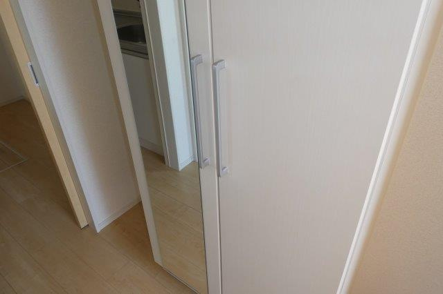 マイフの内装|シューズボックス