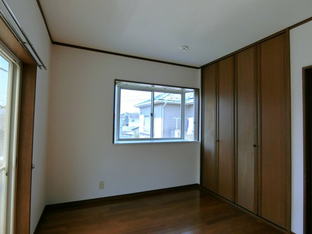 北飯塚貸家の洋室