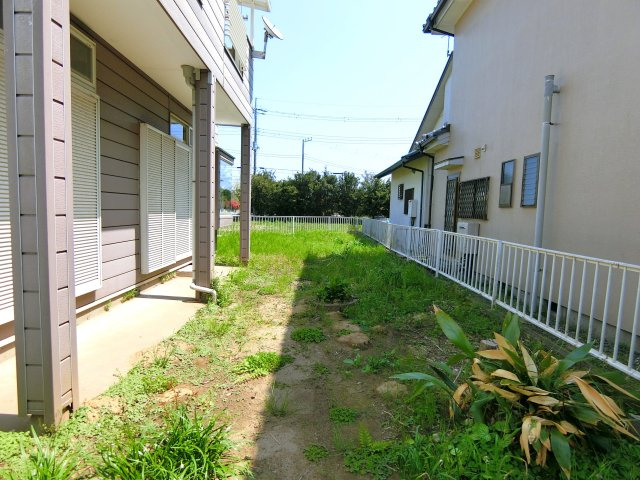 北飯塚貸家の庭