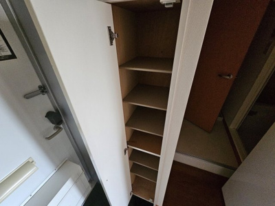 【玄関】 | レオパレス千代ヶ丸Ａ＆Ａ | きれいな玄関です