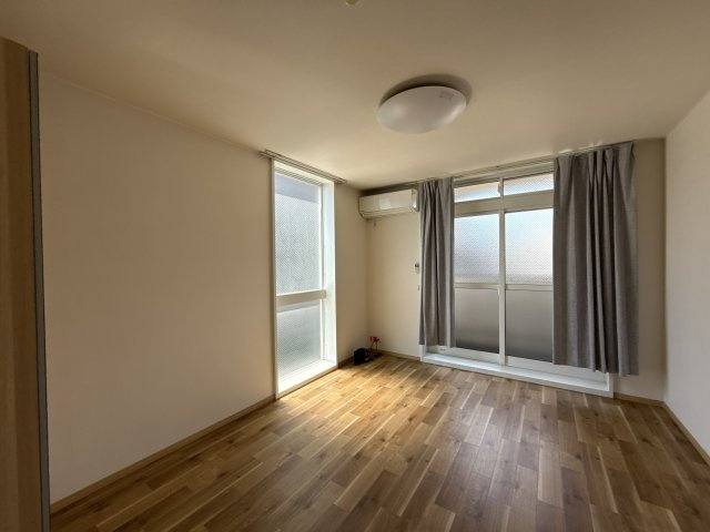 カルム三条町の寝室