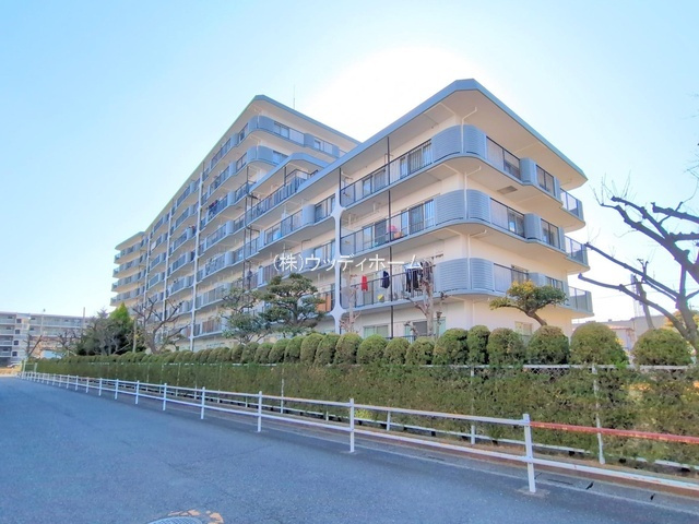 ジュネシオン新越谷　中古マンションの外観