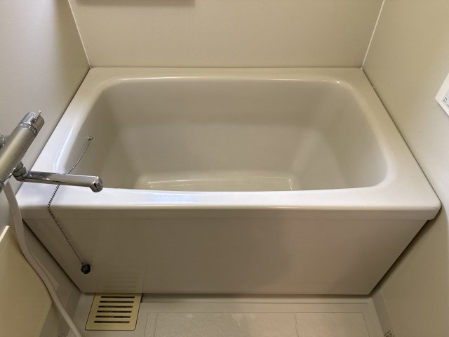 チェルニー英賀保Ⅰの浴室