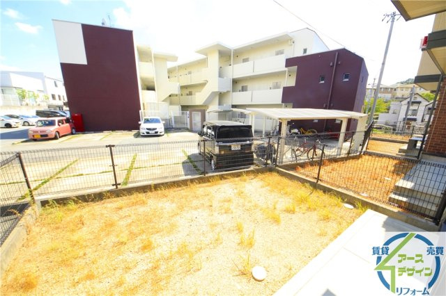 パークハイム壱番館の庭|※類似部屋