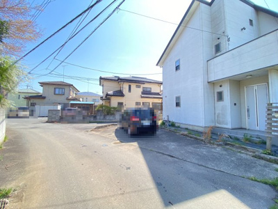 【前面道路含む現地写真】 | 土浦市大岩田　中古戸建