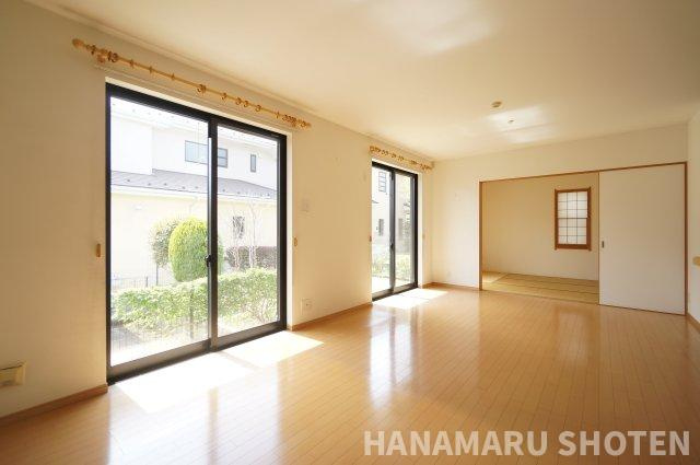 中古　千葉市緑区おゆみ野中央の居間・リビング|＊当日ご案内可＊ご希望の物件まとめてご案内！弊社が掲載していない物件でもOK♪お気軽にご相談ください ♪お電話でのお問合わせがスムーズ♪