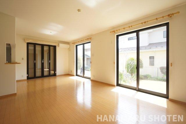 中古　千葉市緑区おゆみ野中央の居間・リビング|＊当日ご案内可＊ご希望の物件まとめてご案内！弊社が掲載していない物件でもOK♪お気軽にご相談ください ♪お電話でのお問合わせがスムーズ♪