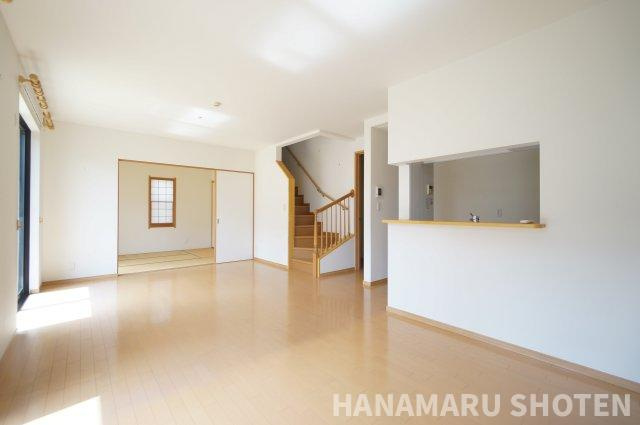 中古　千葉市緑区おゆみ野中央の居間・リビング|＊当日ご案内可＊ご希望の物件まとめてご案内！弊社が掲載していない物件でもOK♪お気軽にご相談ください ♪お電話でのお問合わせがスムーズ♪