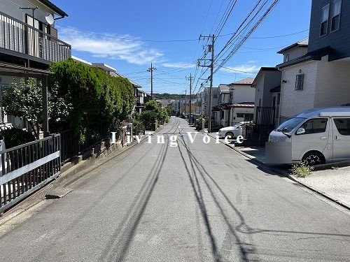 【前面道路含む現地写真】 | 【仲介手数料０円】綾瀬市綾西3期　新築一戸建て　 | 綾瀬市綾西3期　新築一戸建て　