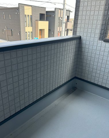 貝塚市東山6丁目戸建②のバルコニー|２階バルコニー