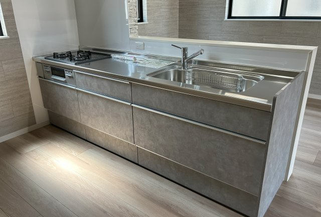 貝塚市東山6丁目戸建②のキッチン|システムキッチン