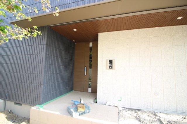 【エントランス】 | ALEGRIA高槻本町