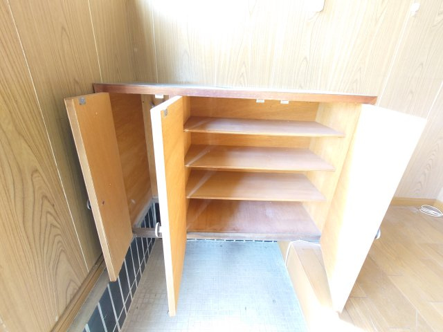 台宿戸建の収納