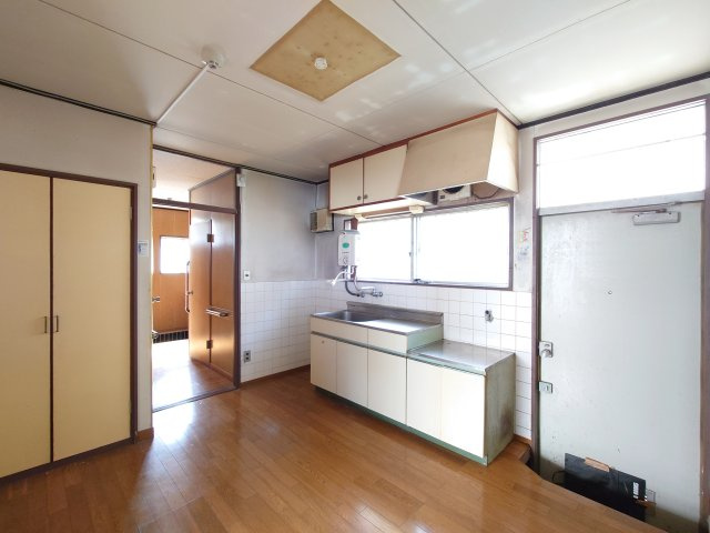 台宿戸建の居間・リビング