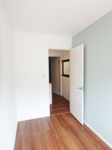 甲子園2番町テラスハウスの洋室|出窓がございます