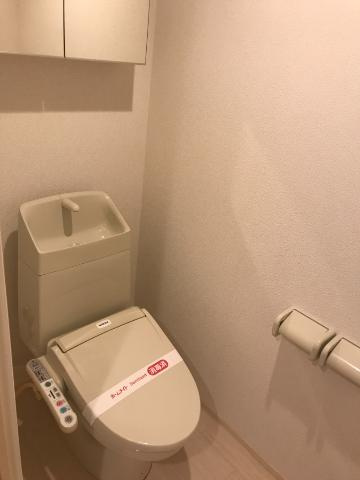 ラルーチェ　サンリッチのトイレ|シャワー付トイレ（イメージ）