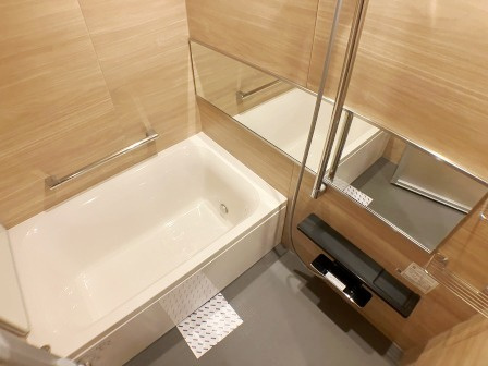 シーズンフラッツ新大塚の浴室