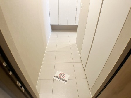 シーズンフラッツ新大塚の玄関