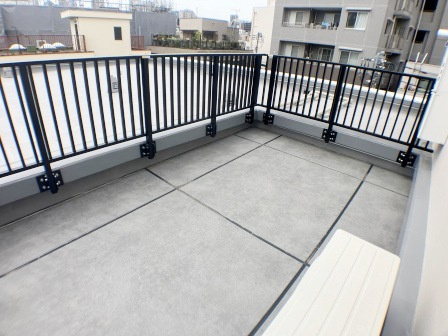 シーズンフラッツ新大塚のバルコニー