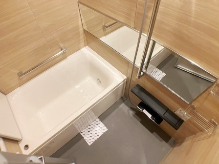 シーズンフラッツ新大塚の浴室