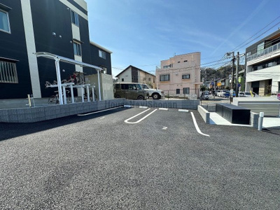 【駐車場】 | Luz solar