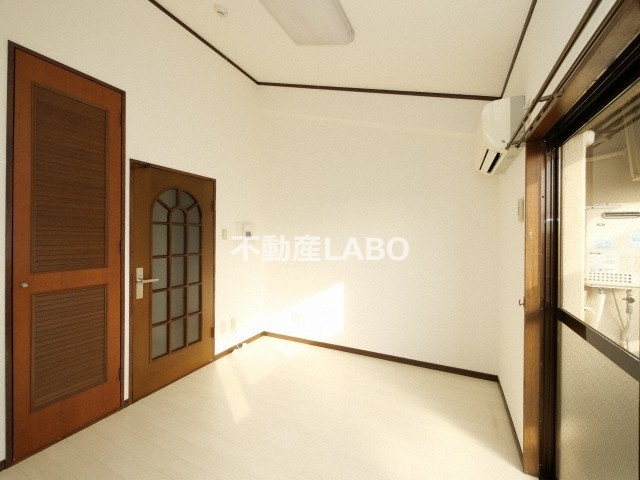 シャルマンフジ住吉弐番館の寝室