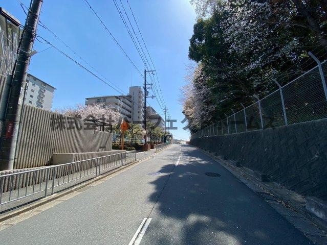 朝日プラザ香里菊ヶ丘の周辺