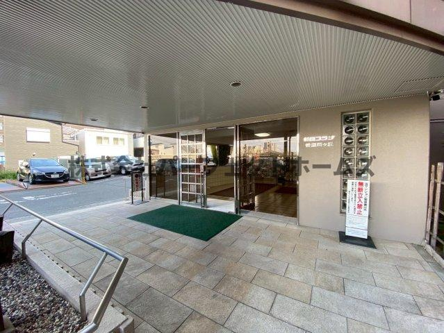 朝日プラザ香里菊ヶ丘のエントランス|清潔なエントランスです