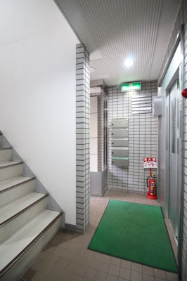 【エントランス】 | 神戸パシフィックビル