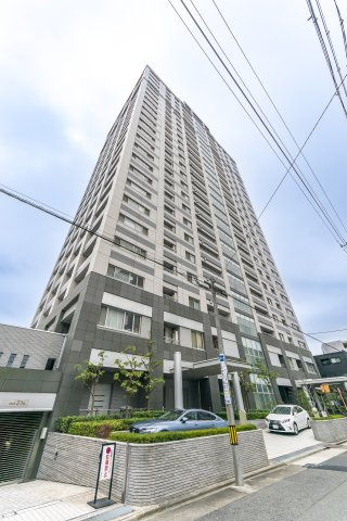 G.A.タワーの外観