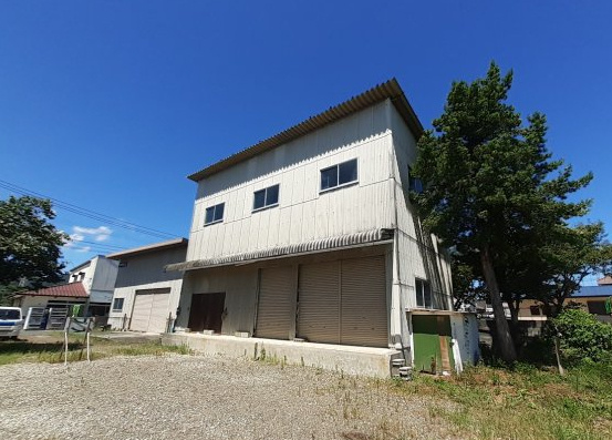 栄町倉庫