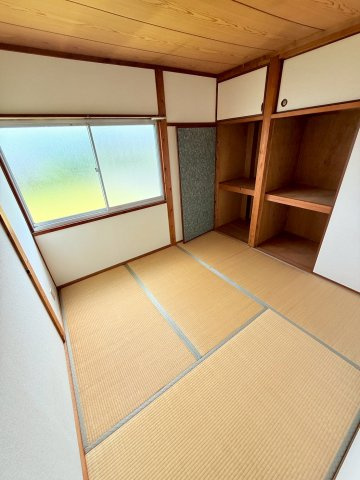 シティフラッツ駅南の和室