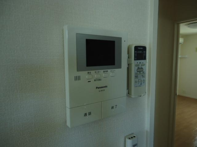 サン　ガーデン　Ａのセキュリティ|カメラ付インターホン