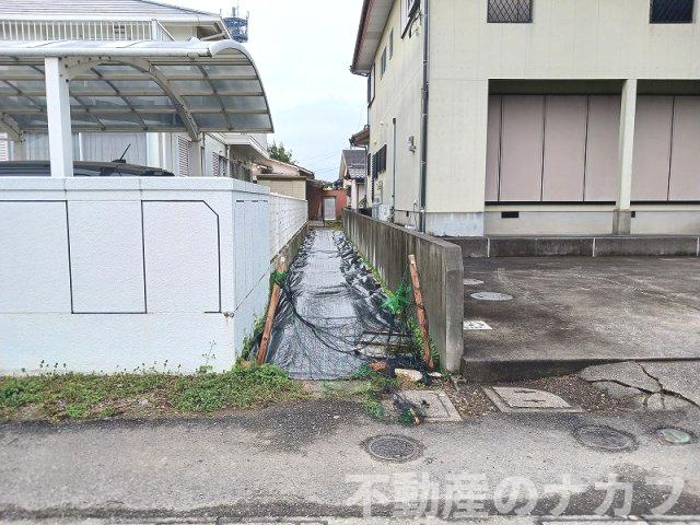 八代市大村町の売地の周辺|敷地入り口