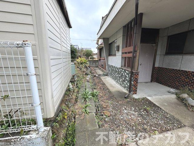 八代市大村町の売地の周辺|敷地入り口