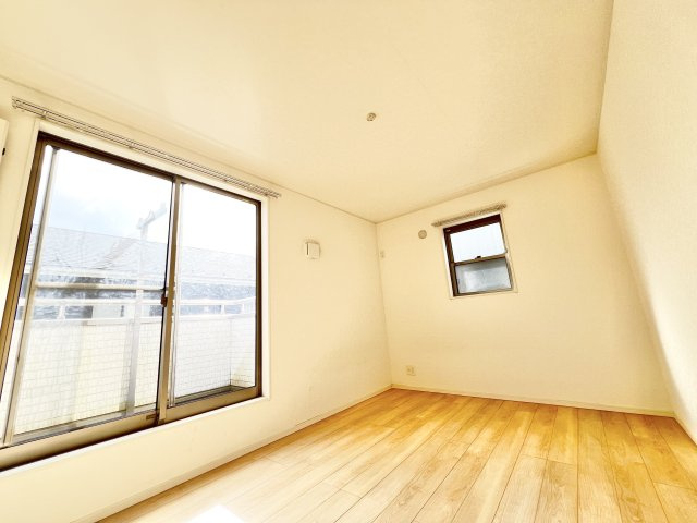 小名木戸建の子供部屋